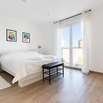 Sea & By Interhome *