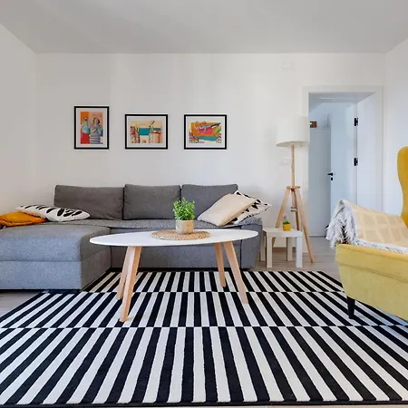 Apartman Sea & By Interhome *