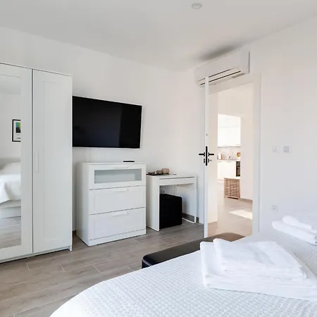 Sea & By Interhome * Zadar