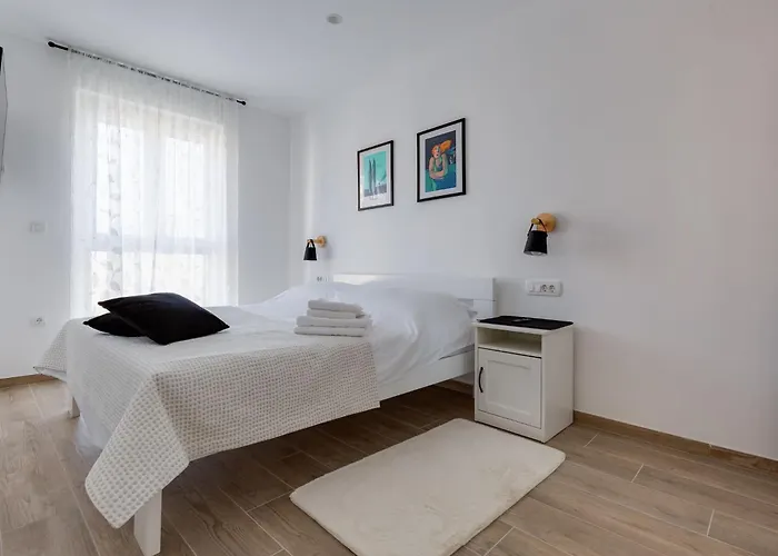 Sea & By Interhome Apartment *